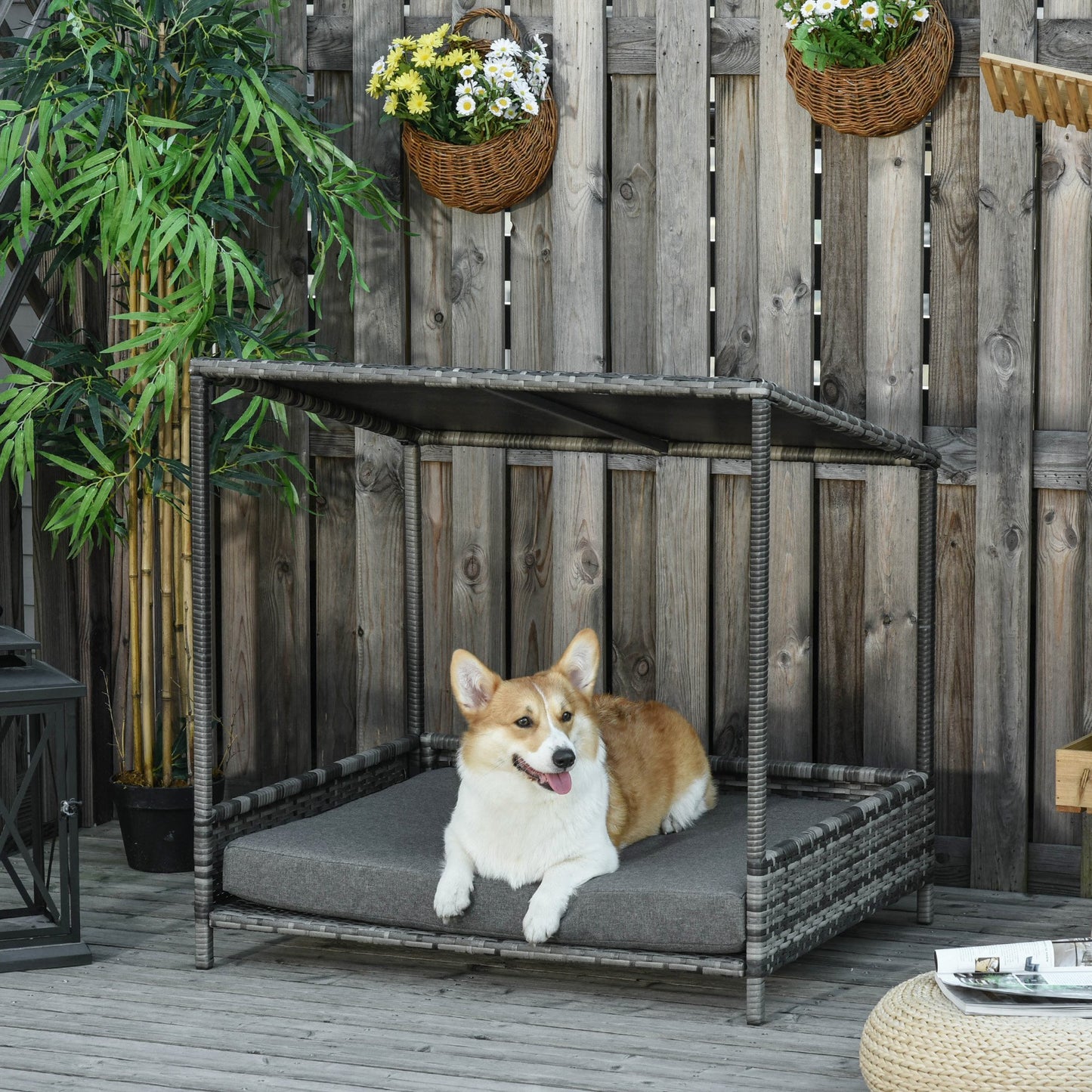 Raised Wicker Dog/Cat House